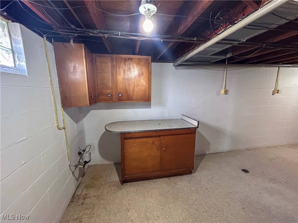 2466 Chaney Circle, Youngstown, Ohio image 16