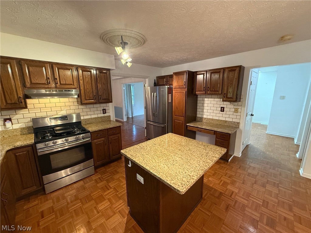 Photo of 1273 Sharonbrook Drive, Twinsburg, OH 44087 (MLS # 5216198)