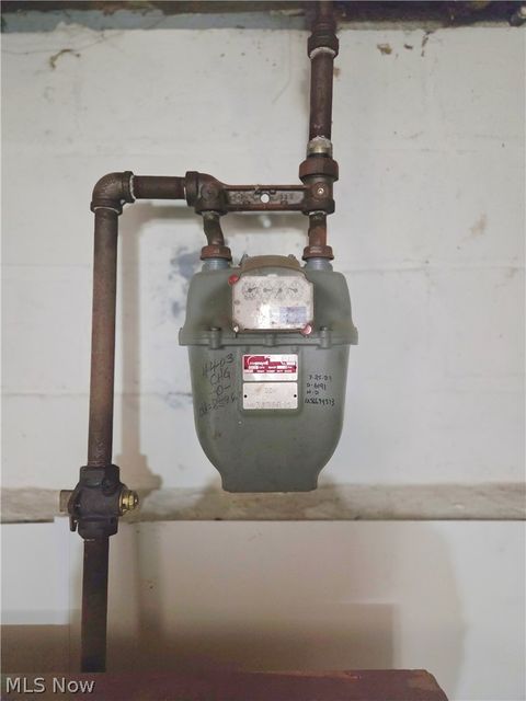 Tiny photo for 2125 W 81st Street, Cleveland, OH 44102 (MLS # 5204276)