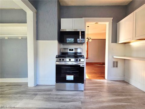 Tiny photo for 2125 W 81st Street, Cleveland, OH 44102 (MLS # 5204276)