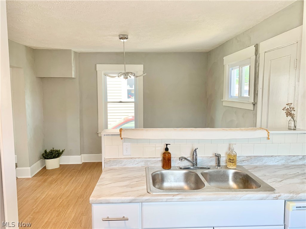 Beebe & Chapples 01 - Residential