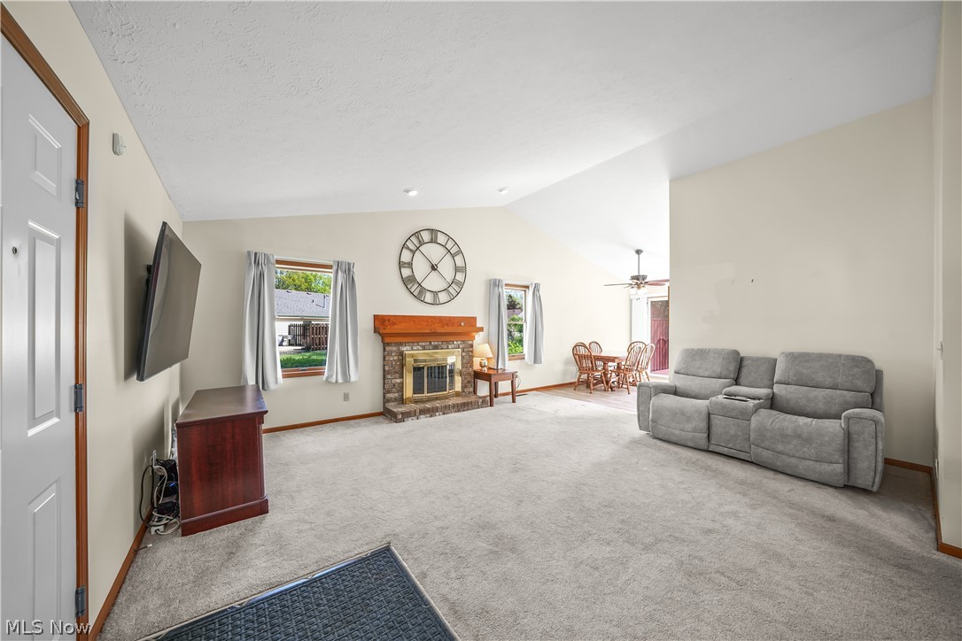 Avon Woods Condo Ph 07 - Residential