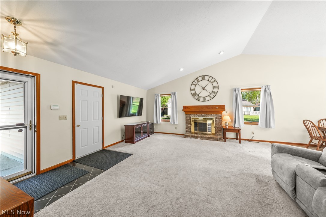 Avon Woods Condo Ph 07 - Residential