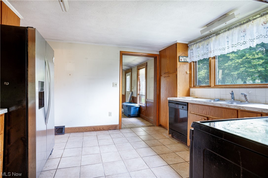 Sharon Center - Residential