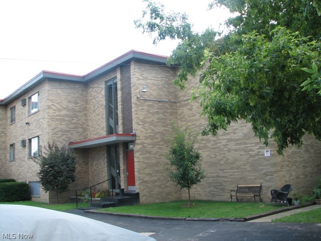 2012: capital improvements: appliances $994. New roof 2012($14,522) torch-down roof,
20 of 21 units remodeled,most appliances replaced,new landscaping,common areas painted&decorated
numerous bathroom&kitchen fixtures replaced,,parking lot sealed&lined,new larger dumpster, new coin- dryers purchased to replace leased units,exterior of bldg.painted,fence repaired&painted,additional
