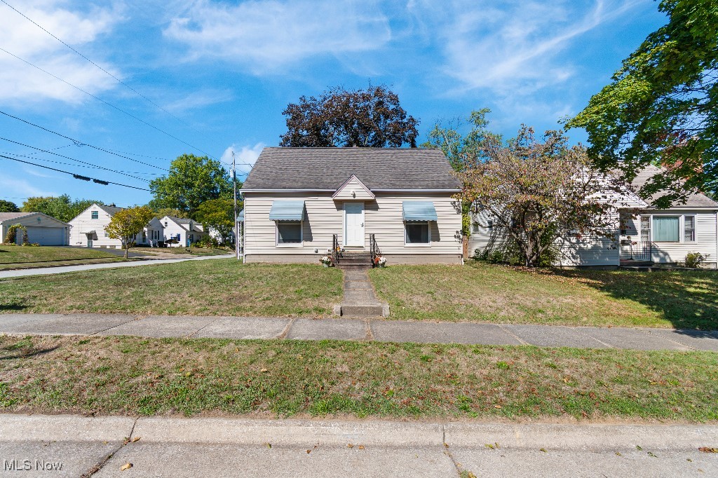 This well-maintained 3-bedroom, 1-bath home offers comfort, style, and peace of mind with major mechanicals (furnace, A/C, and hot water tank) all less than 10 years old. Inside, you’ll love the freshly refinished hardwood floors, brand-new carpet upstairs, and an updated kitchen featuring a classic subway tile backsplash. The bathroom has also been tastefully updated, making this home move-in ready from day one.
Ideal for anyone looking for a blend of character and modern updates, this home is ready to welcome its next owner.