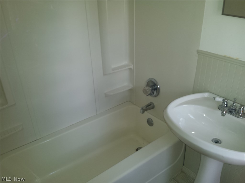 City/Canfield - Residential