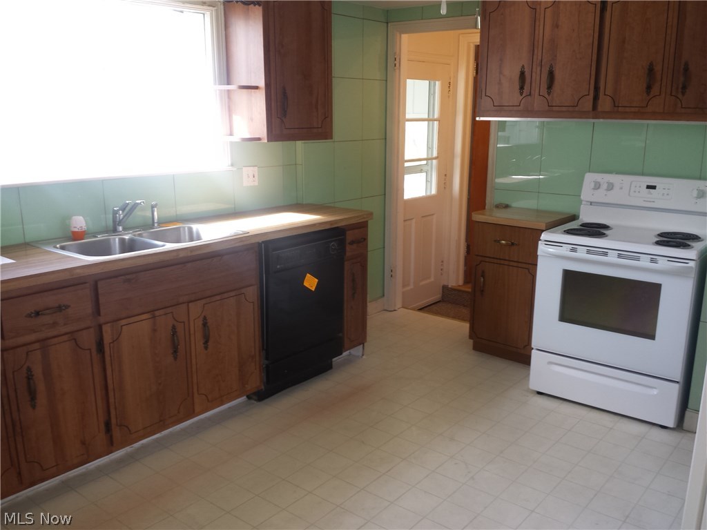 City/Canfield - Residential