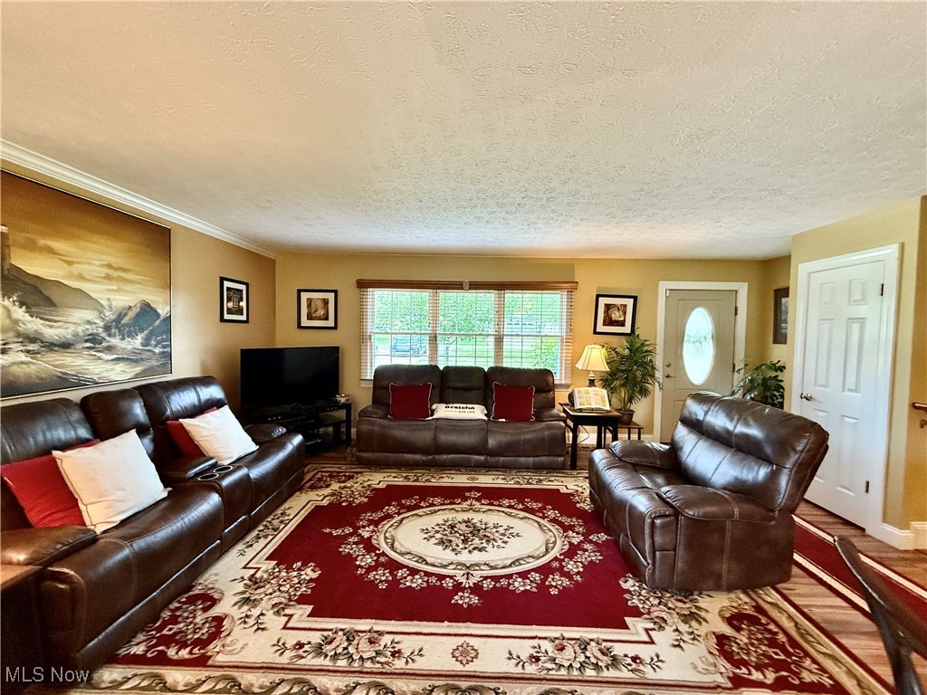 2381 Griffith Drive, Cortland, Ohio image 5