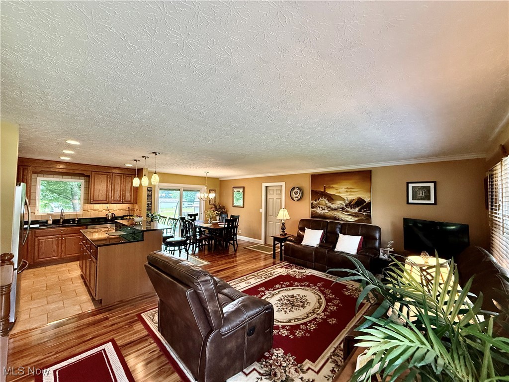 2381 Griffith Drive, Cortland, Ohio image 6