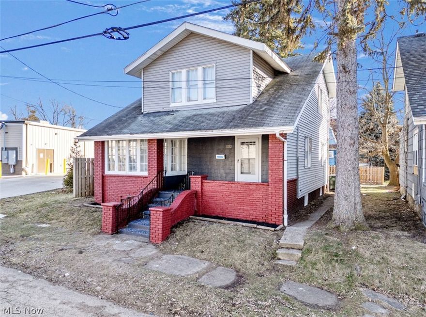 Are you looking for a steady cash flowing investment property? This is the one! The current owners had the property completely remodeled and filled it with a cash flowing tenant that is on a 1 year lease! This property features 3 bedrooms/ 2 Full Baths and is in a prime location in close proximity to Downtown Canton!