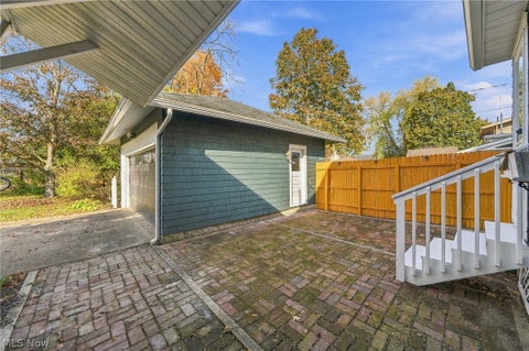 Tiny photo for 1035 11th Street NE, Massillon, OH 44646 (MLS # 5257291)
