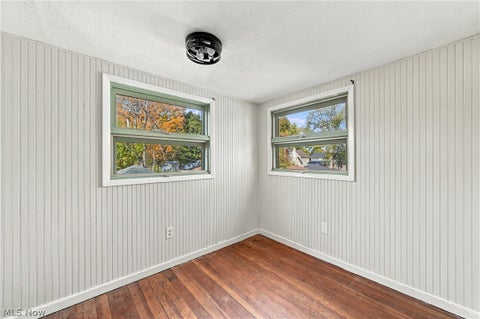 Tiny photo for 1035 11th Street NE, Massillon, OH 44646 (MLS # 5257291)
