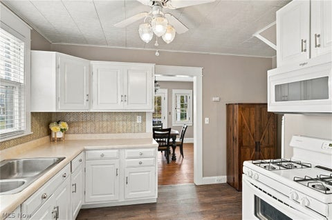 Tiny photo for 1035 11th Street NE, Massillon, OH 44646 (MLS # 5257291)