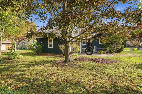 Tiny photo for 1035 11th Street NE, Massillon, OH 44646 (MLS # 5257291)