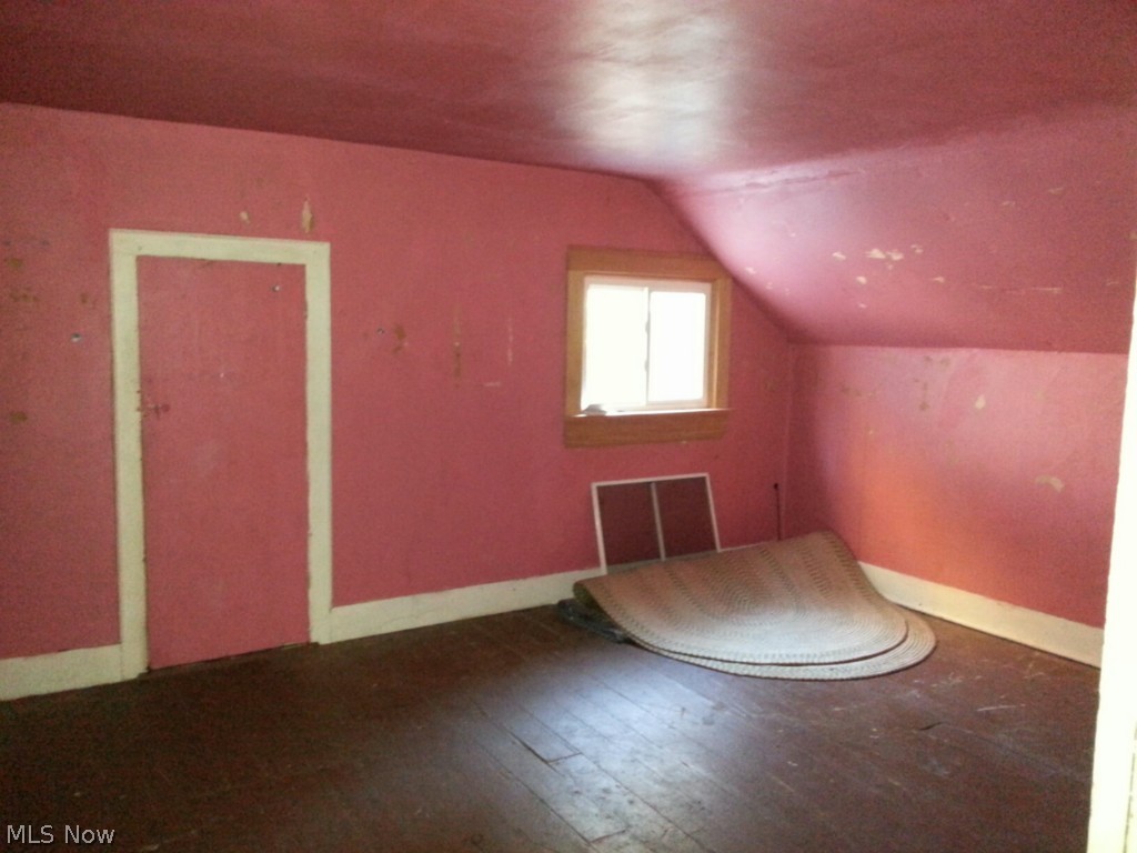 James H Hoyts - Residential