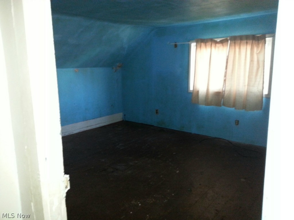 James H Hoyts - Residential