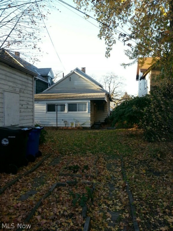 James H Hoyts - Residential