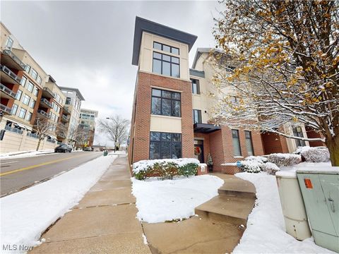 121 N Howard Street Akron OH 44308