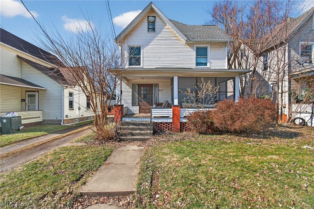 Photo of 1335 Louisiana Avenue NW, Canton, OH 44703 (MLS # 5189836)