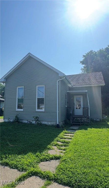 This home is a perfect starter home or investment property!