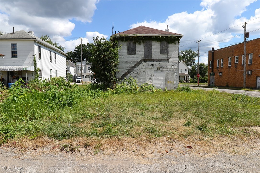 Pleas Heights - Land