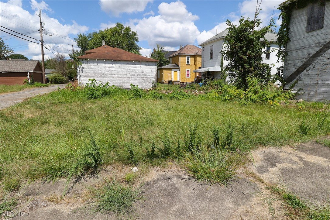 Pleas Heights - Land