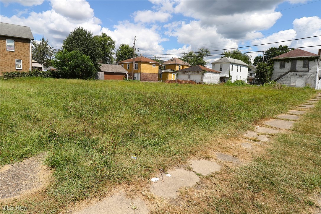 Pleas Heights - Land