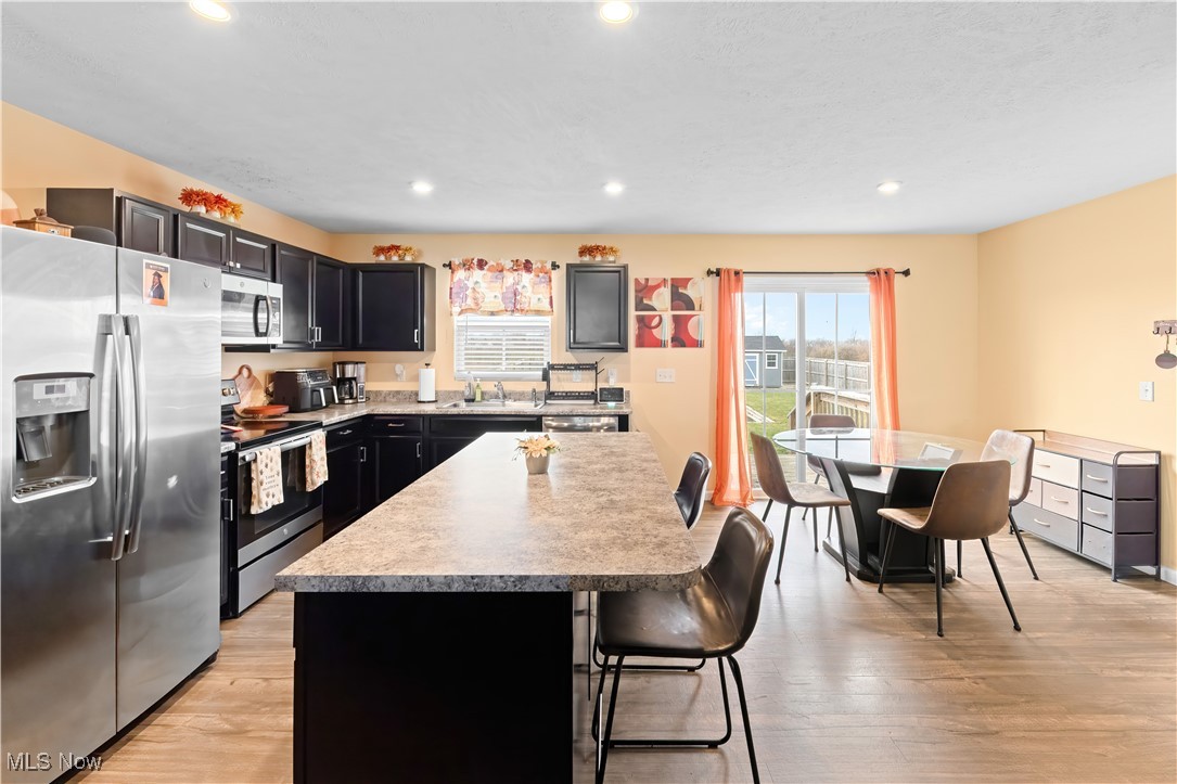 177 Fairfield Drive, Elyria, Ohio image 17