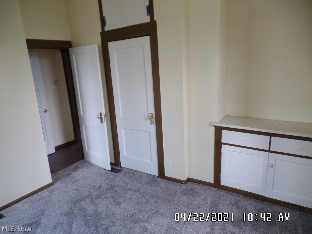 Squares/Taylors - Residential