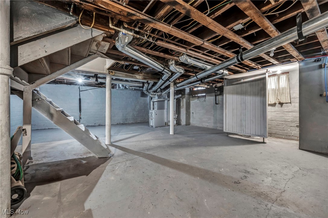 261 E 151st Street, Cleveland, Ohio image 24
