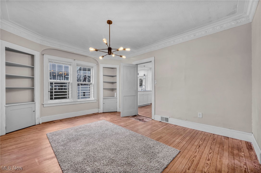 261 E 151st Street, Cleveland, Ohio image 10