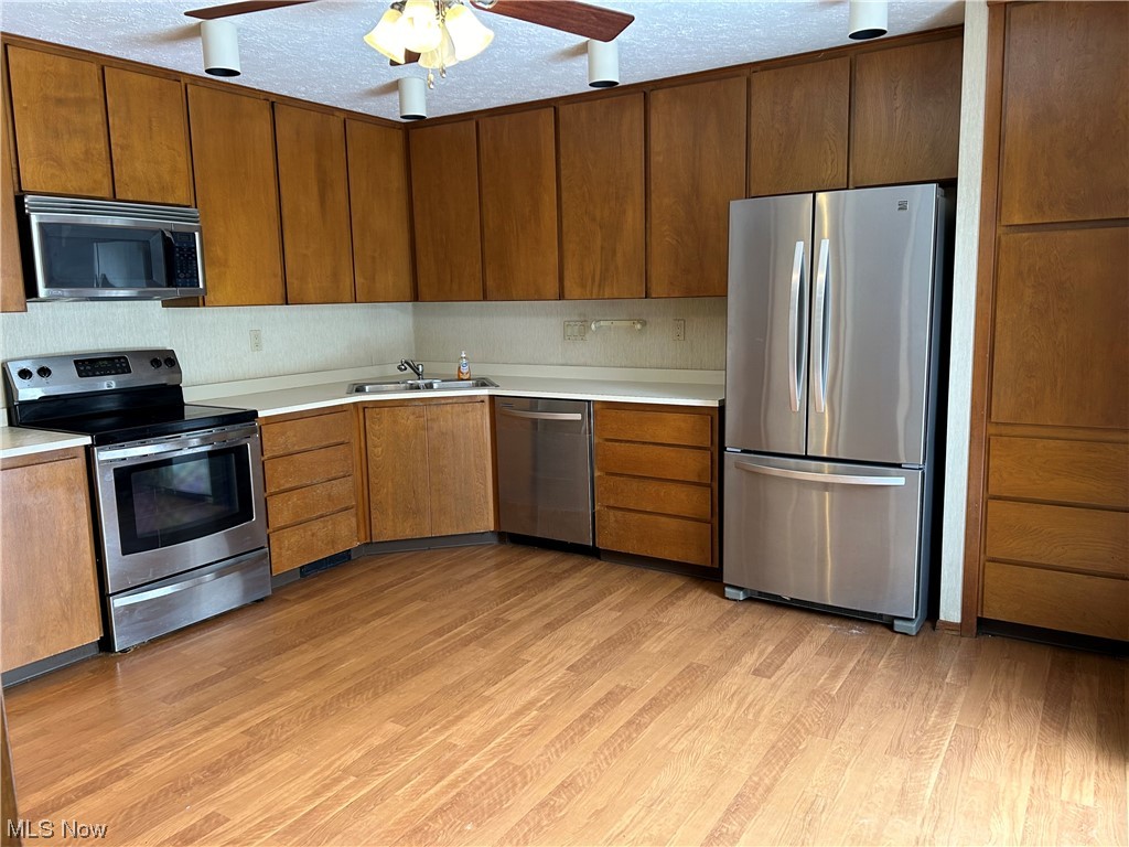 Meadow Trail - Residential