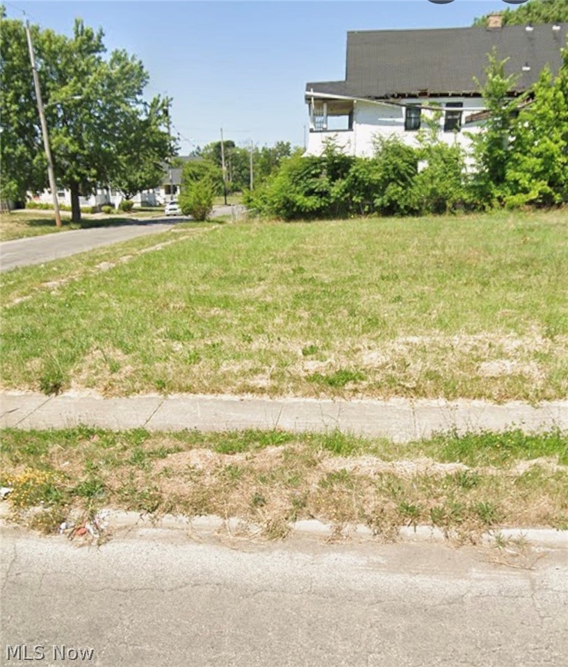 Forest Hill Pkwy Sub/Elwort - Land