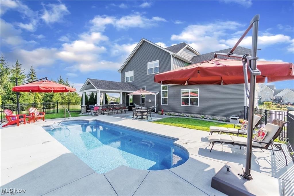 Fox Meadow - Residential