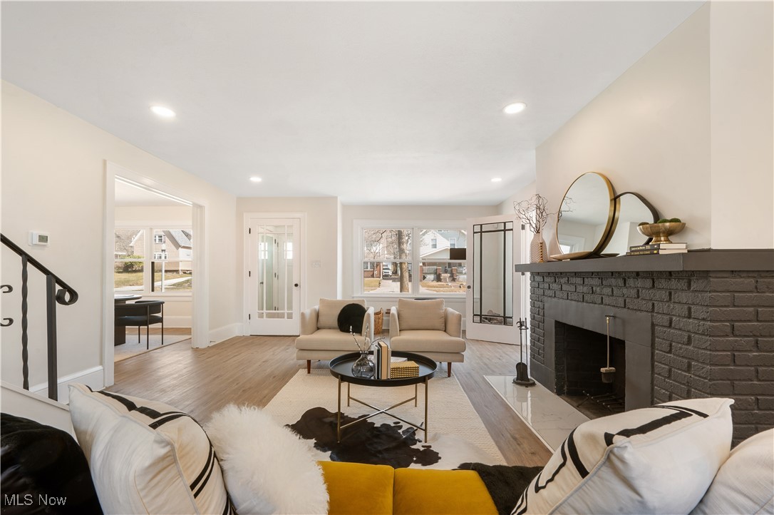 Sunset View - Residential