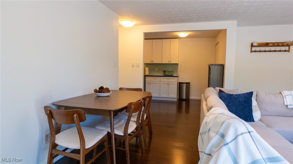 Sunrise Cove Condo 04 - Residential