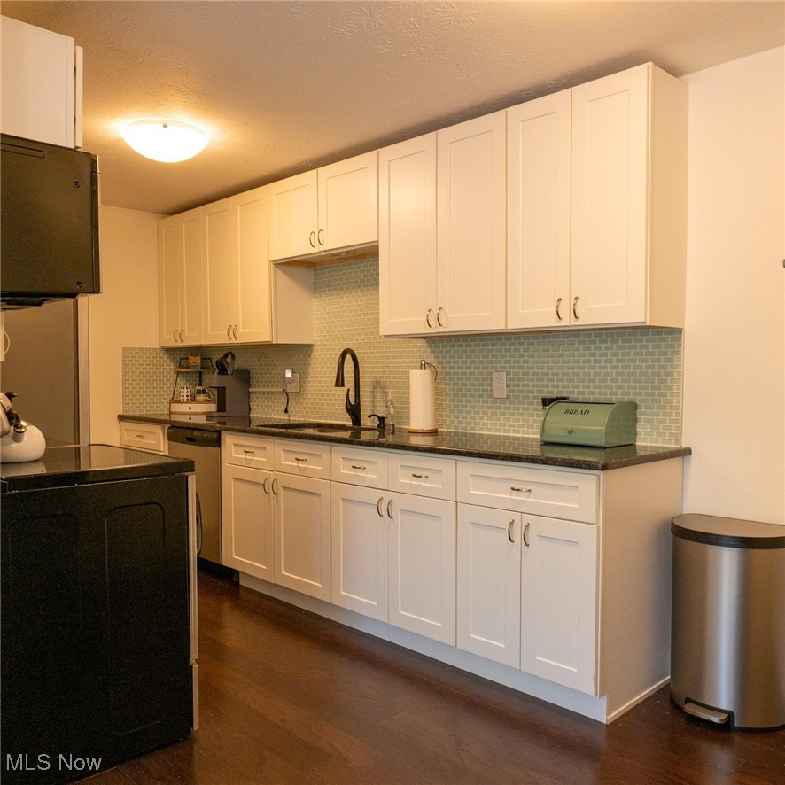 Sunrise Cove Condo 04 - Residential