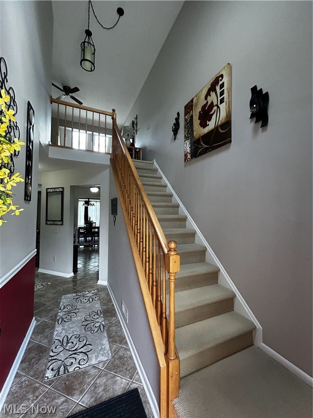 Photo of 9605 E Idlewood Drive, Twinsburg, OH 44087 (MLS # 5210916)