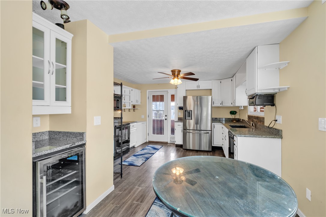 2014 E Erie Avenue, Lorain, Ohio image 8