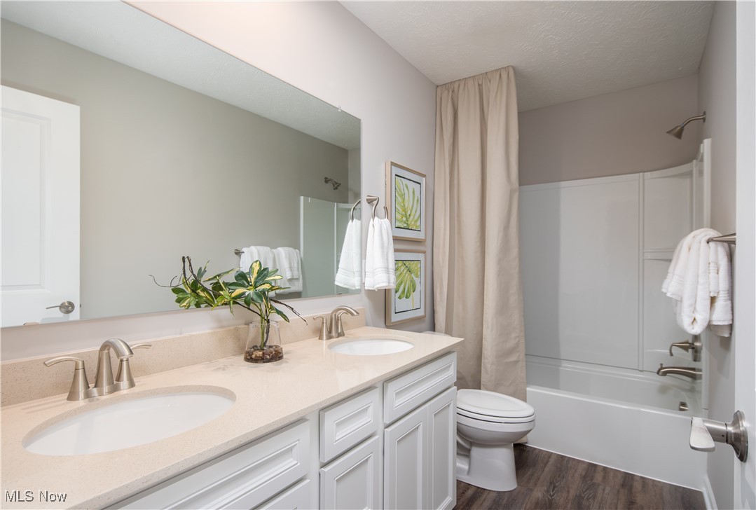 24 N Washburn Road, Tallmadge, Ohio image 12