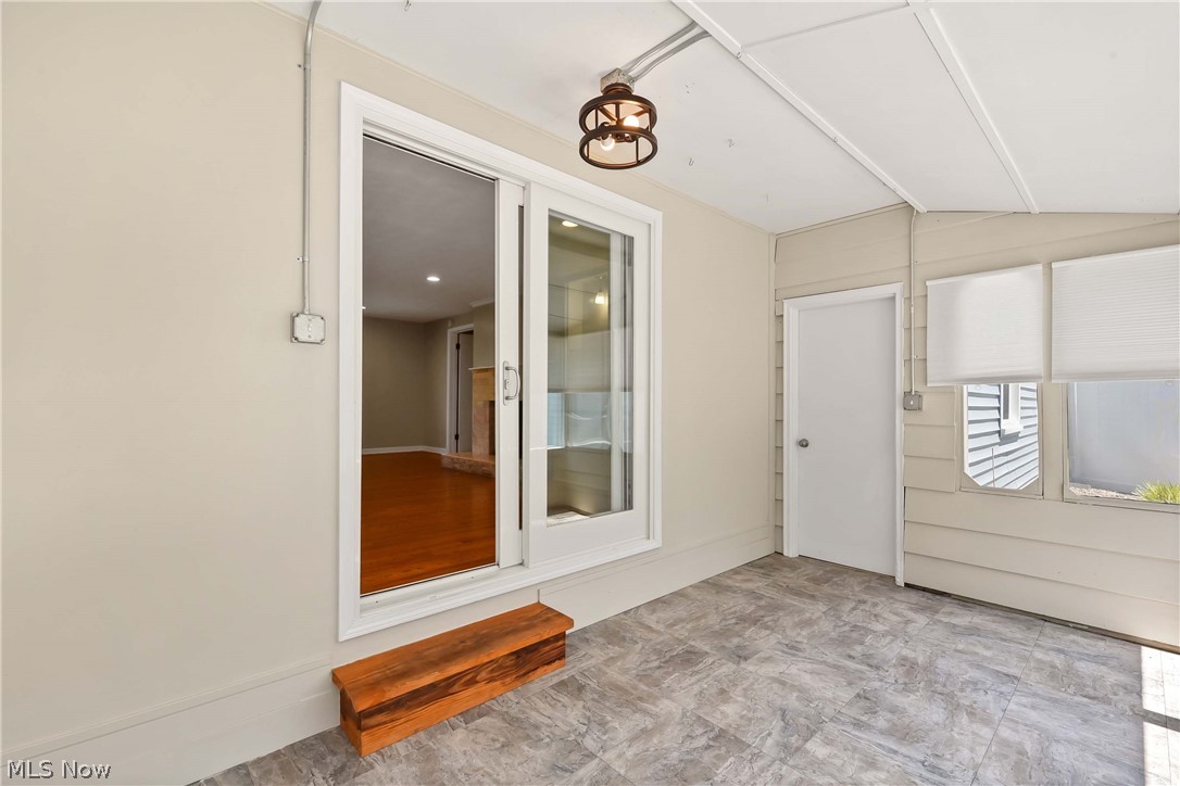 Holly Hills 02 Shehi - Residential