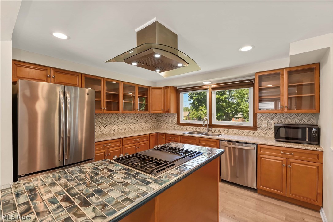 Holly Hills 02 Shehi - Residential