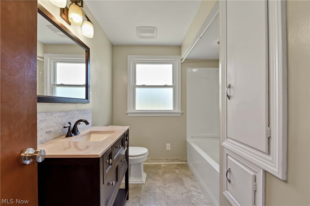 Holly Hills 02 Shehi - Residential