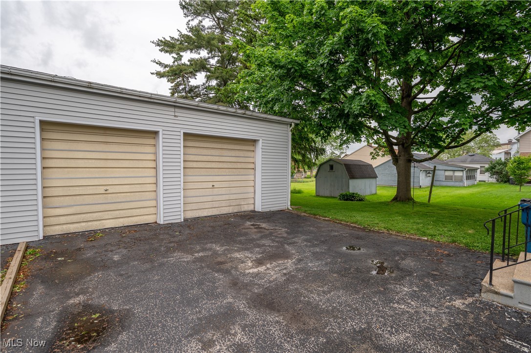 232 Highland Avenue, Niles, Ohio image 7