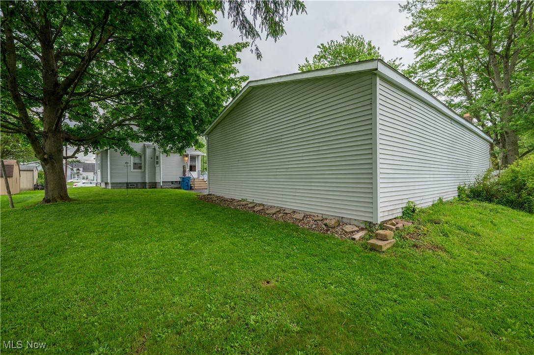 232 Highland Avenue, Niles, Ohio image 10