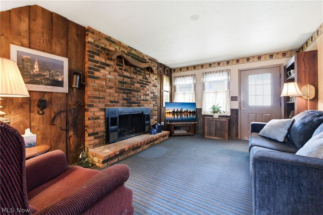 Mayfield Acres - Residential