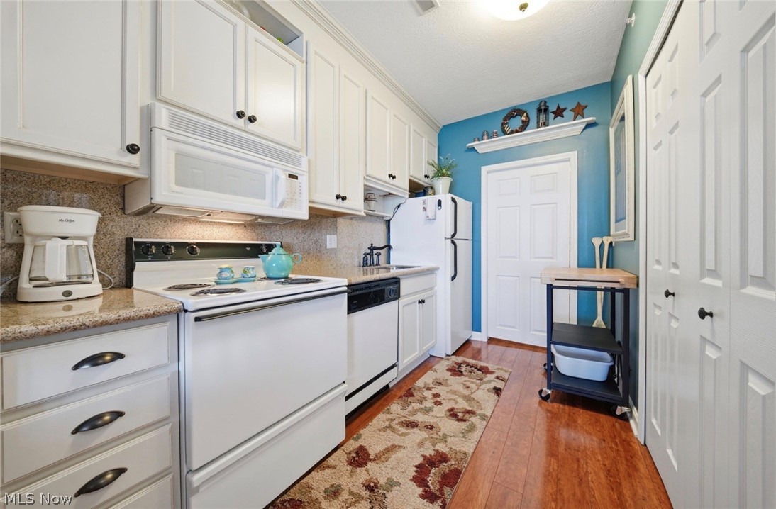 Saybrook Beach Club - Residential