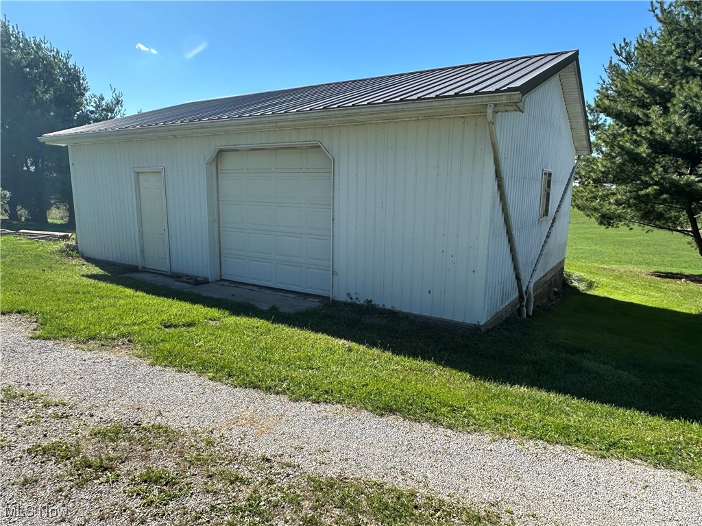 59558 Sandy Ridge Road, Barnesville, Ohio image 8