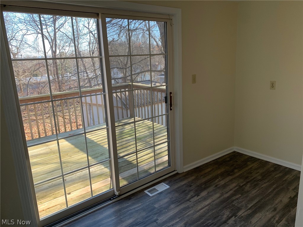 David S Alexanders - Residential Lease